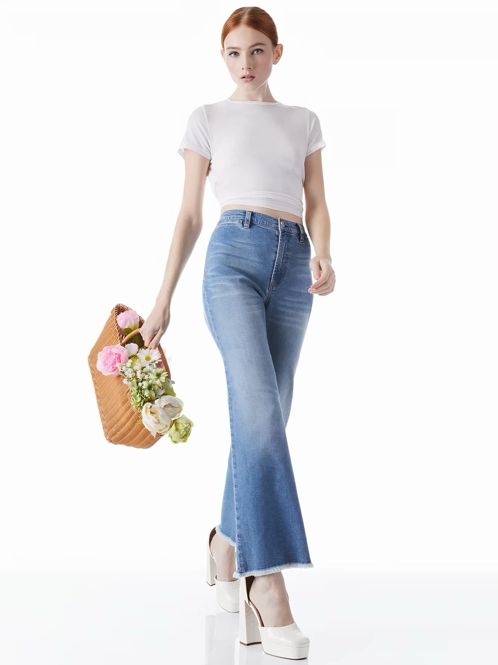 NWOT Alice+Olivia GORGEOUS COIN POCKET ANKLE JEAN